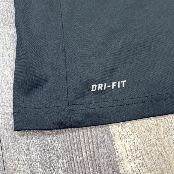 Nike Dri-FIT Iowa Hawkeyes Long Sleeve Shooting Shirt Mens XL Black Yellow NCAA - Picture 2 of 11